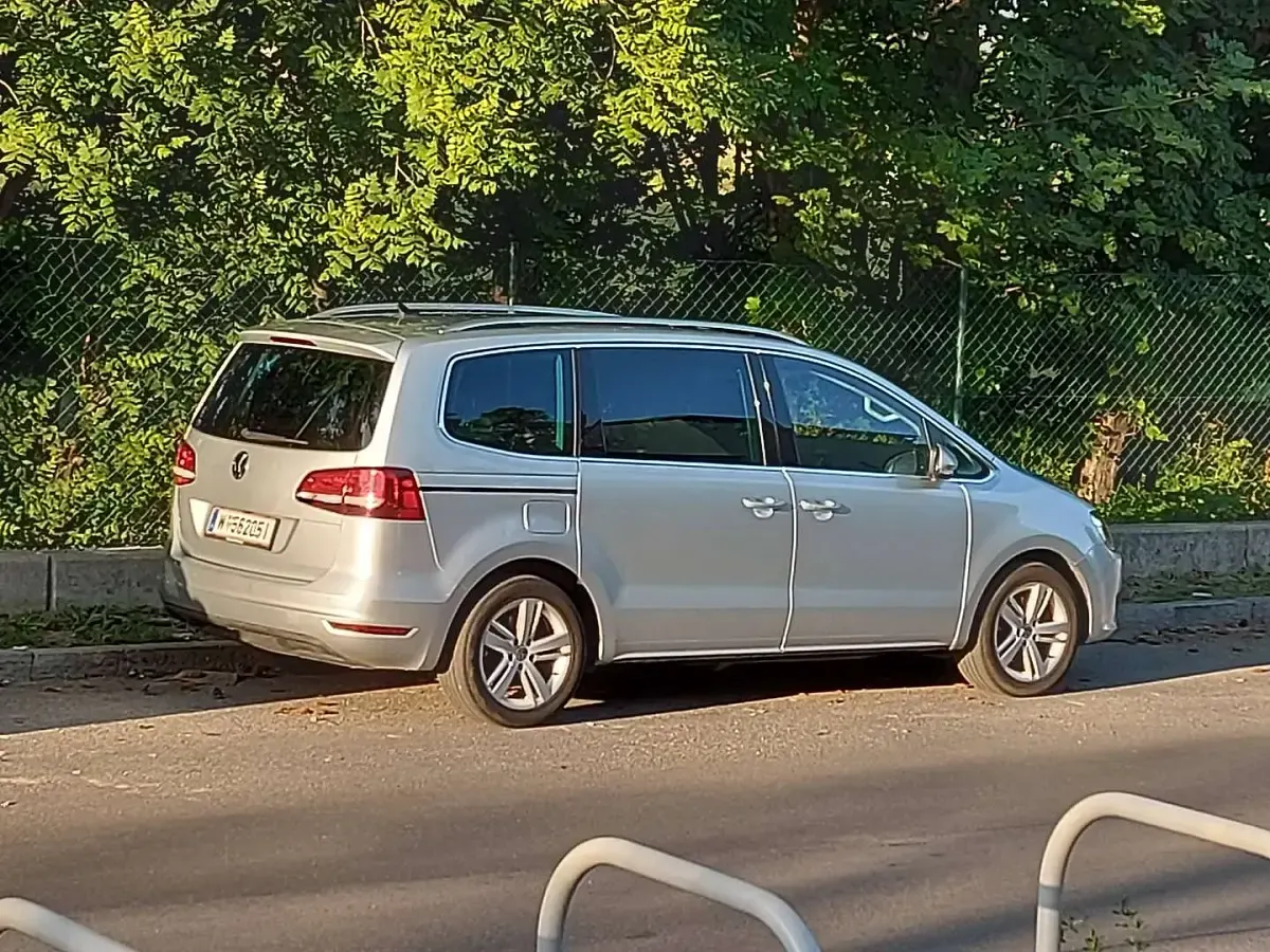 Gebraucht VW Sharan Highline 150 PS (2019) in Wien ., Liesing - € 35. ...