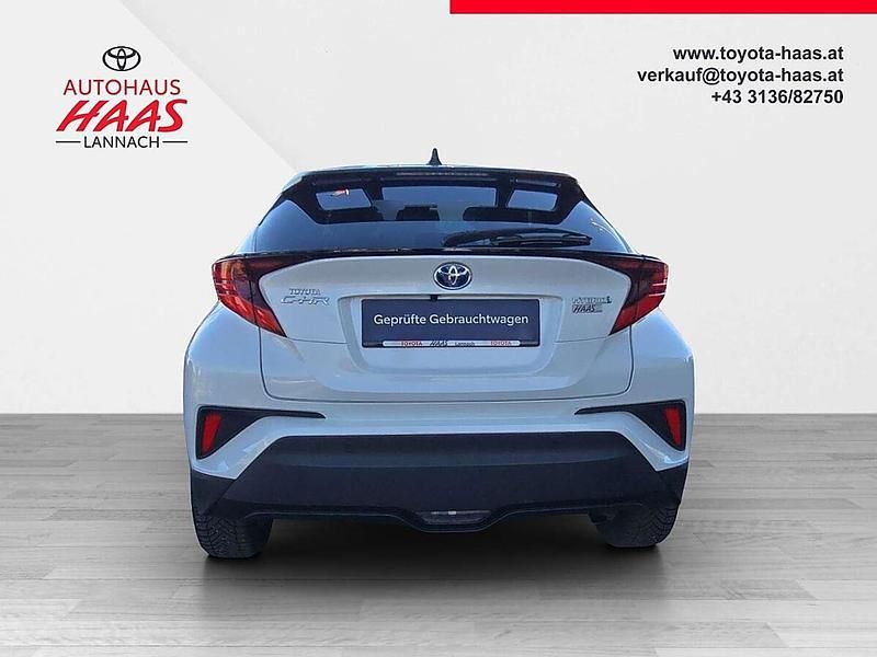 Gebraucht Toyota C-HR 98 PS (72 kW) 2022 Weiß SUV