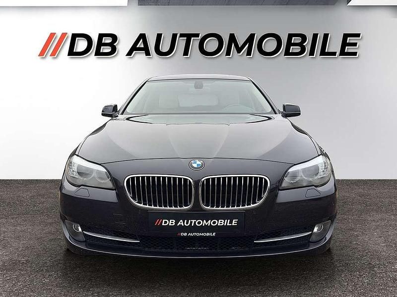 Gebraucht BMW 520 Sport Line 184 PS (135 kW) 2010 Schwarz Limousine