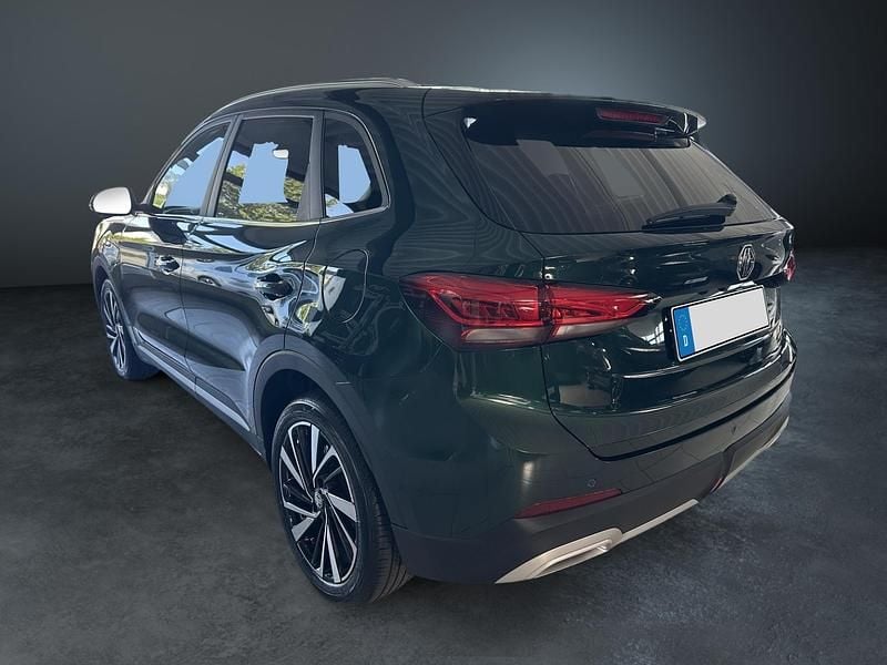 Neu MG ZS Luxury 197 PS (144 kW) 2025 Limousine