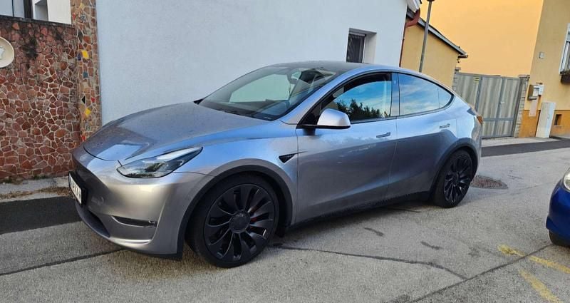 Gebraucht Tesla Model Y Performance 392 kW (534 PS) 2023 Silber SUV