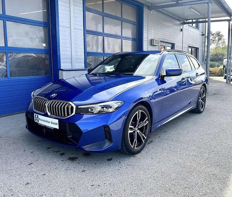 Gebraucht BMW 320 M Sport 190 PS (139 kW) 2024 Blau Kombi