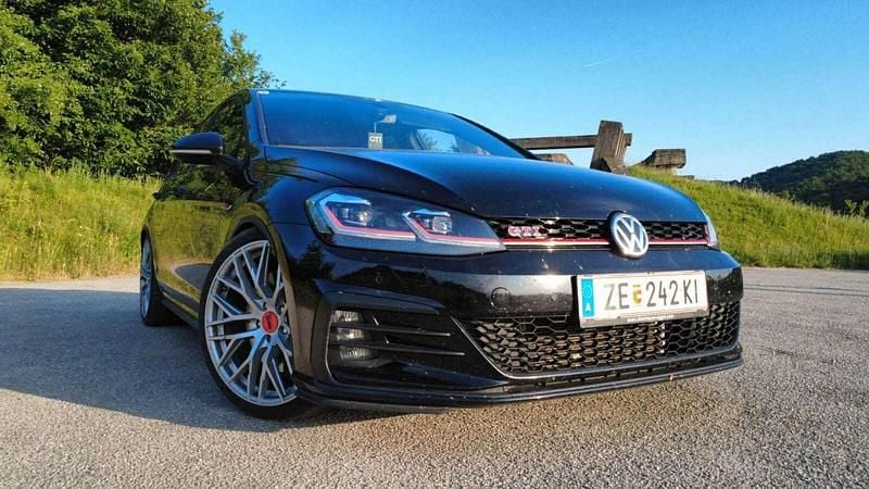 Gebraucht VW Golf VII GTI 245 PS (180 kW) 2018 Schwarz Limousine
