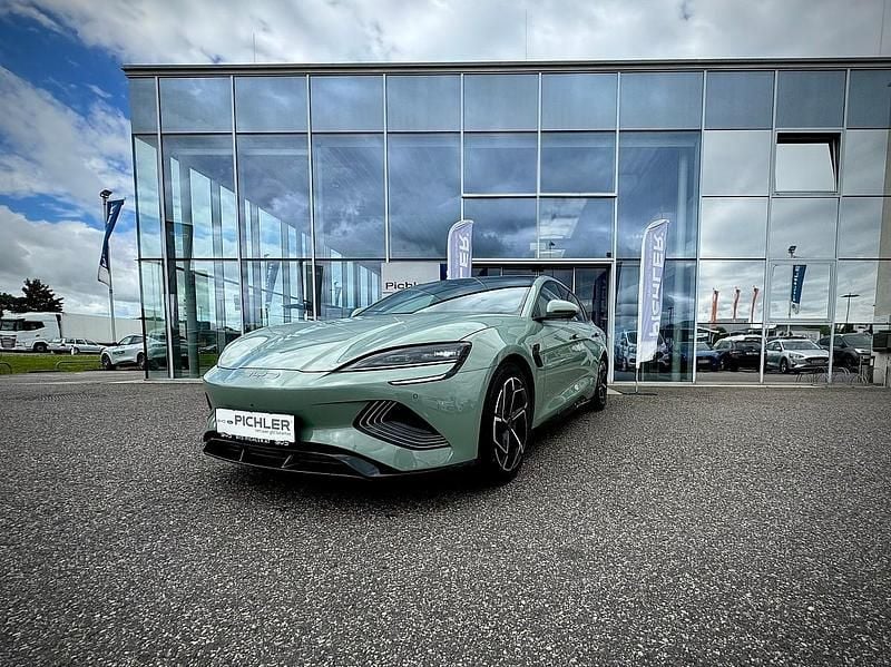 Neu BYD Seal 389 kW (530 PS) 2026 Shadow green Limousine