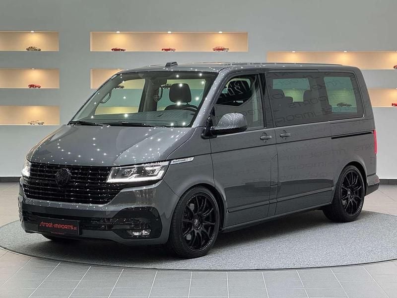 Grau Gebraucht 2020 VW T6.1 Highline Van | € 64.900 - Bild 1/4