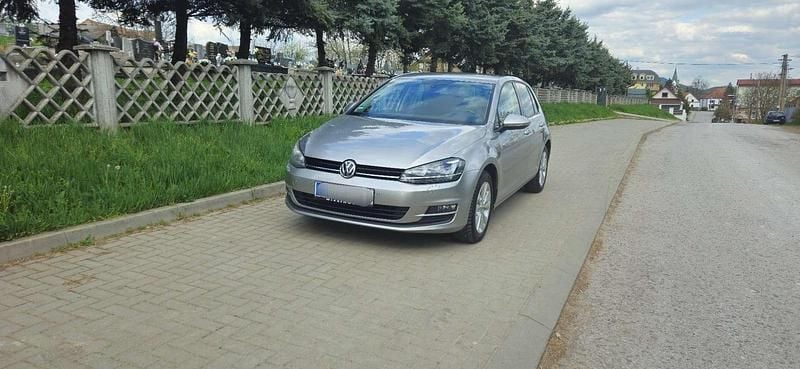 Gebraucht VW Golf VII Comfortline 105 PS (77 kW) 2013 Grau Limousine