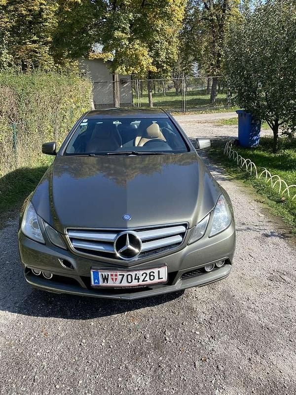 Gebraucht Mercedes E200 184 PS (135 kW) 2010 Coupé