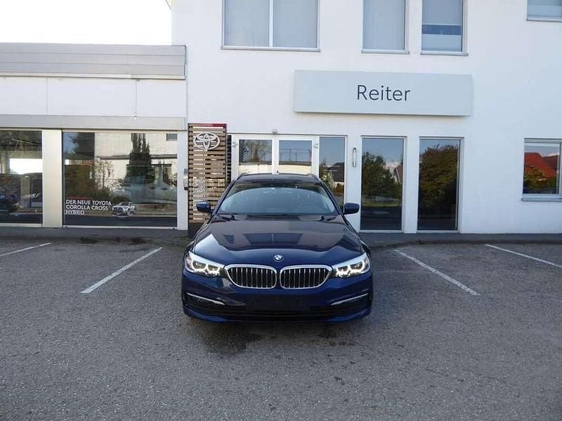 Gebraucht BMW 520 163 PS (119 kW) 2020 Blau Kombi