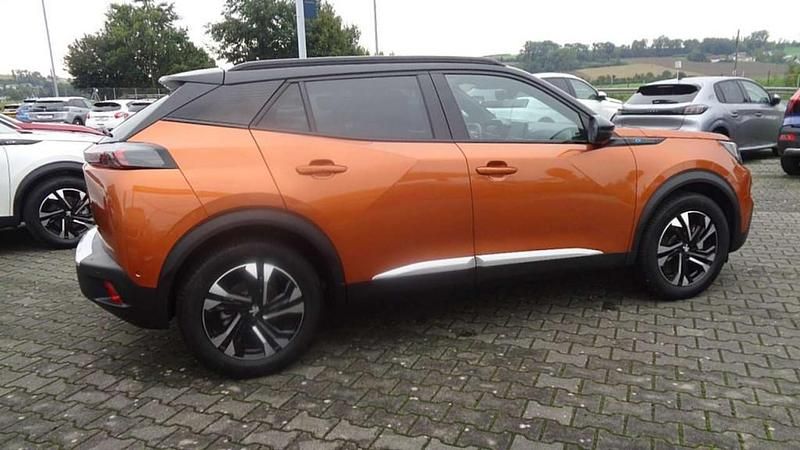 Gebraucht Peugeot e-2008 GT 100 kW (136 PS) 2021 Orange SUV