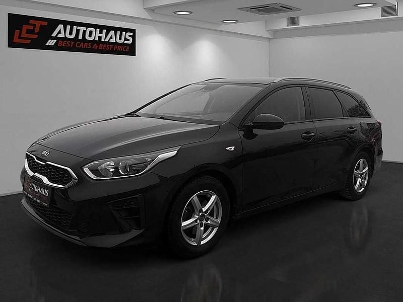 Schwarz Gebraucht 2020 Kia Ceed Sportswagon Kombi | € 12.880 (Superpreis) - Bild 1/4