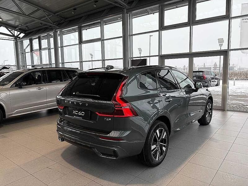 Gebraucht Volvo XC60 252 PS (185 kW) 2026 Grün SUV