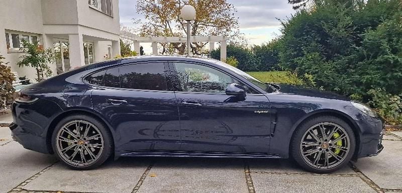 Gebraucht Porsche Panamera 4S 560 PS (411 kW) 2021 Blau Limousine