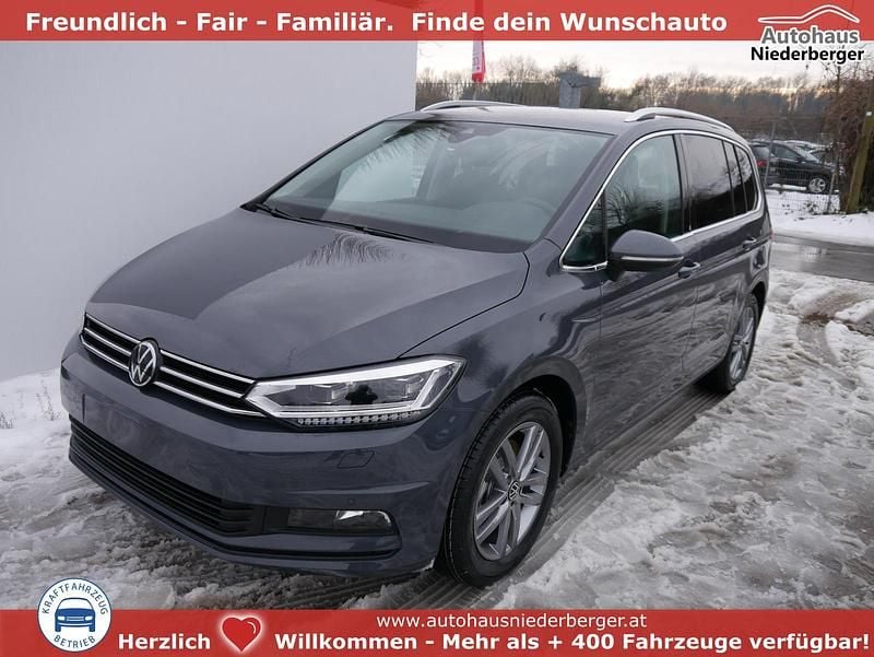 Neu VW Touran Comfortline 150 PS (110 kW) 2026 Van / Kleinbus