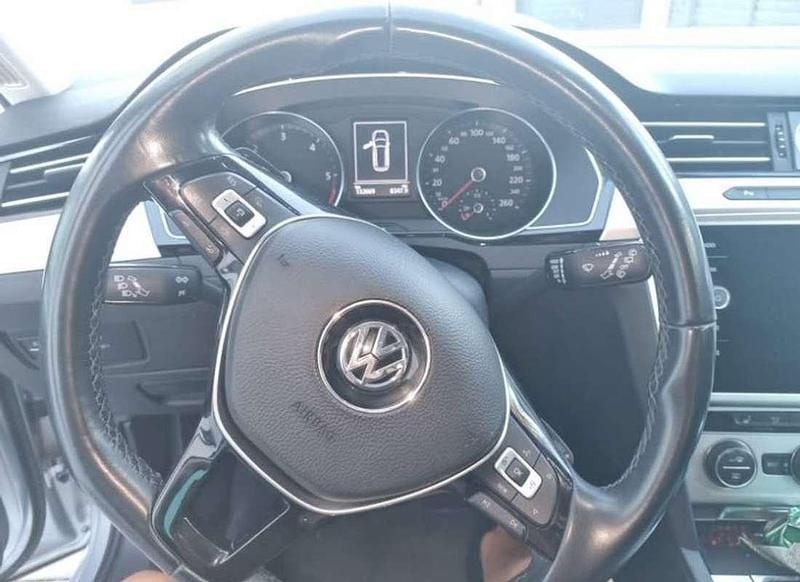 Gebraucht VW Passat Comfortline 150 PS (110 kW) 2019 Limousine