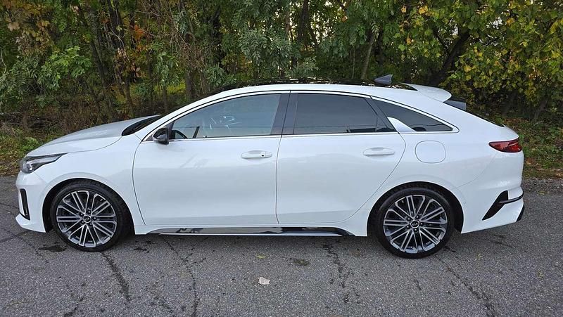 Weiß Gebraucht 2020 Kia ProCeed GT-Line Kleinwagen | € 18.990 (Guter Preis) - Bild 1/4