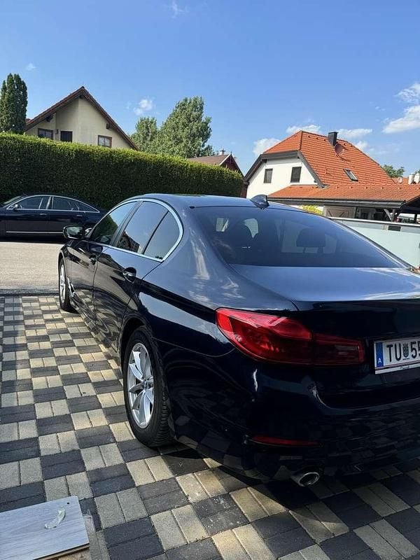Gebraucht BMW 520 190 PS (139 kW) 2017 Limousine