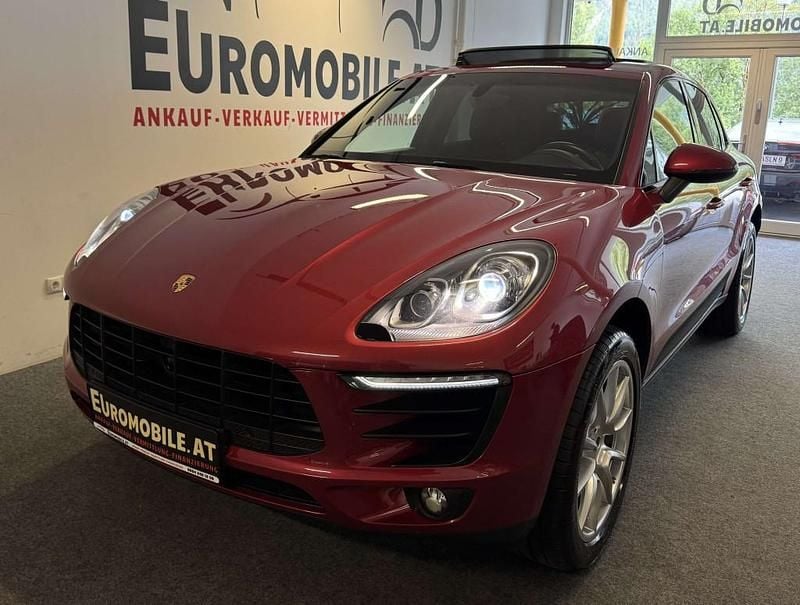 Rot Gebraucht 2015 Porsche Macan SUV | € 36.990 (Fairer Preis) - Bild 1/4
