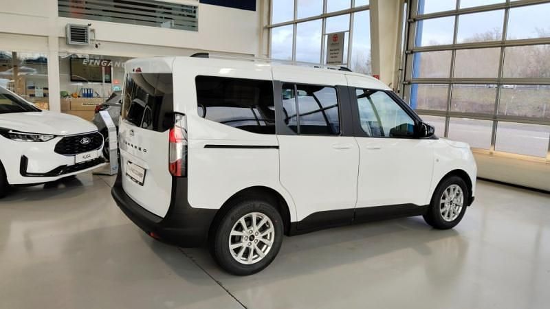 Neu Ford Tourneo Titanium 125 PS (91 kW) 2026 Kombi