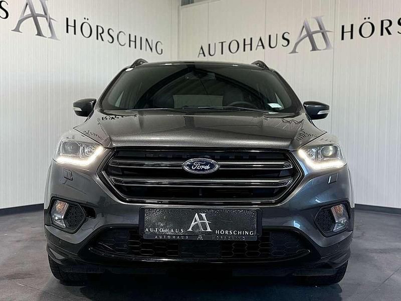 Gebraucht Ford Kuga ST-Line 120 PS (88 kW) 2018 Grau SUV