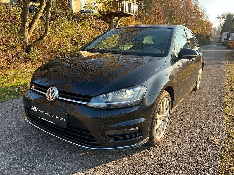 Schwarz Gebraucht 2014 VW Golf VII R-line Kleinwagen | € 8.490 (Fairer Preis) - Bild 1/4
