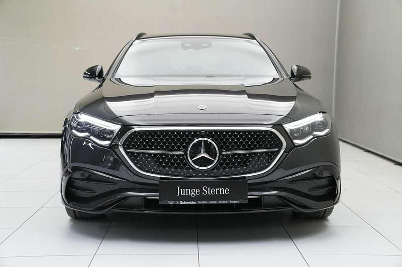 Gebraucht Mercedes E220 197 PS (144 kW) 2024 Grau Kombi