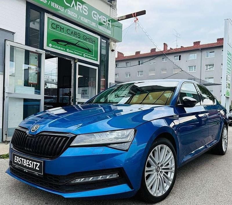 Gebraucht Skoda Superb SportLine 150 PS (110 kW) 2021 Blau Limousine