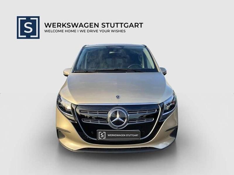 Gebraucht Mercedes EQV300 150 kW (204 PS) 2024 Gold Van / Kleinbus