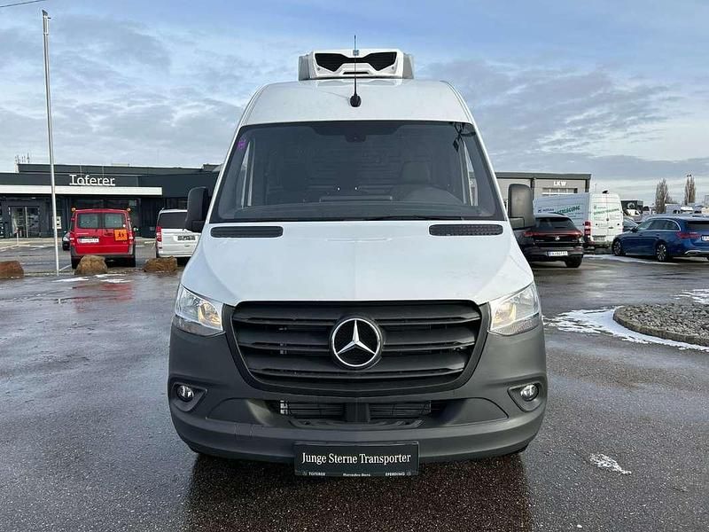 Gebraucht Mercedes Sprinter 150 PS (110 kW) 2023 Weiß Van