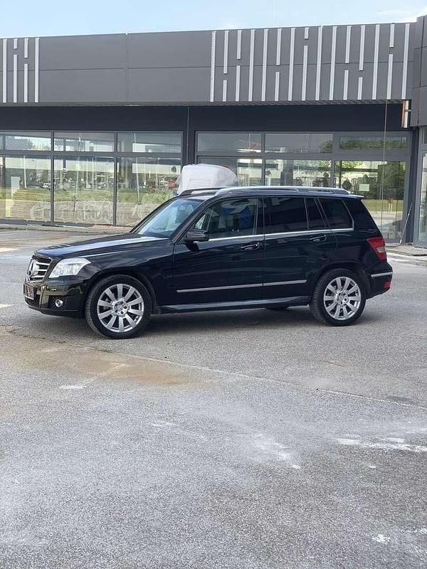 Schwarz Gebraucht 2008 Mercedes GLK320 SUV | € 11.500 (Fairer Preis) - Bild 1/4
