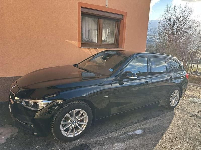 Gebraucht BMW 318 Sport Line 150 PS (110 kW) 2015 Kombi