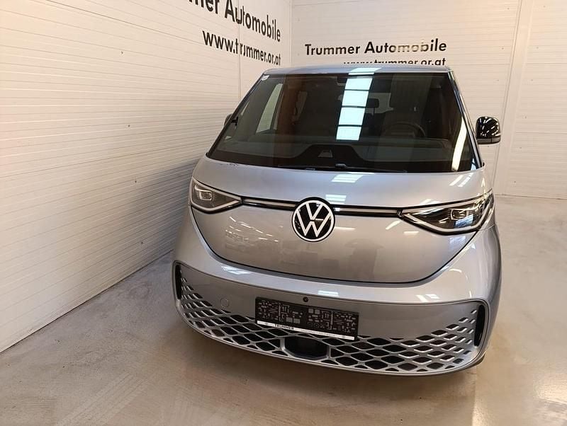 Neu VW ID. Buzz Pro 210 kW (286 PS) 2025 Silber  metallic Van / Kleinbus