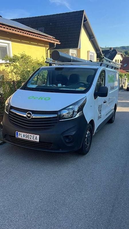 Weiß Gebraucht 2016 Opel Vivaro Van / Kleinbus | € 13.500 (Fairer Preis) - Bild 1/4