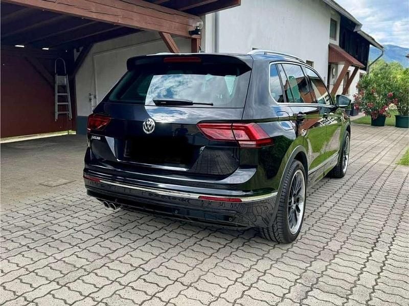 Gebraucht VW Tiguan Comfortline 125 PS (91 kW) 2016 Schwarz SUV