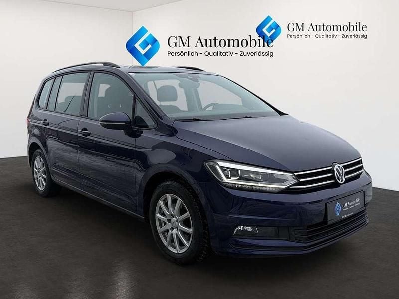 Gebraucht VW Touran Comfortline 116 PS (85 kW) 2017 Blau Van / Kleinbus