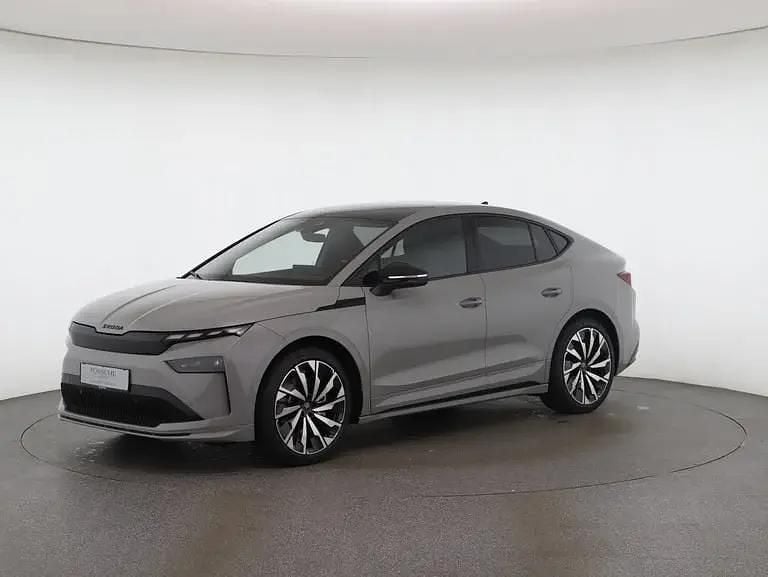 Grau Gebraucht 2025 Skoda Enyaq iV SportLine SUV | € 49.950 (Teuer) - Bild 1/4