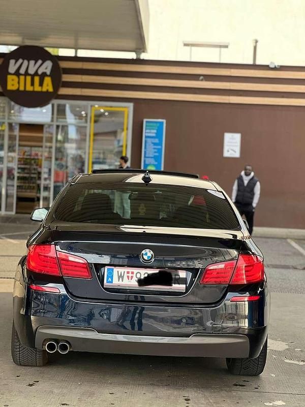 Gebraucht BMW 530 258 PS (189 kW) 2012 Limousine