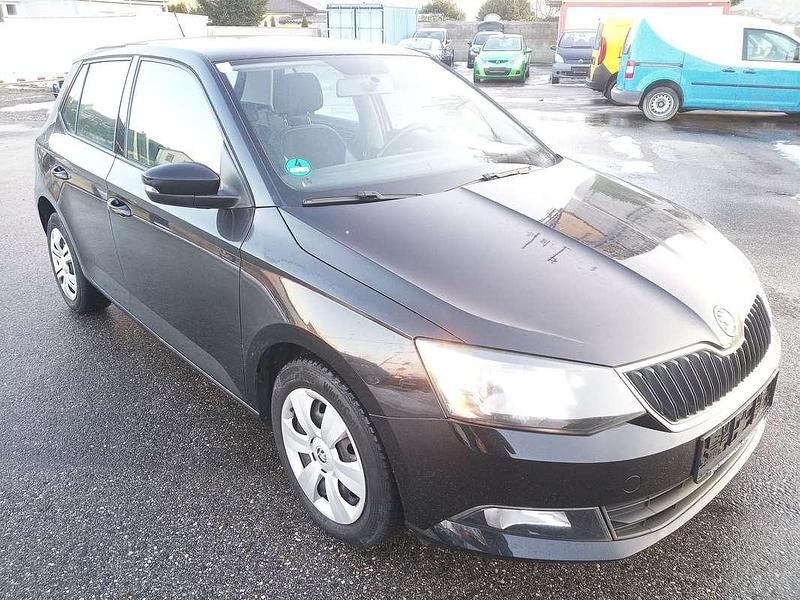 Gebraucht Skoda Fabia Ambition 90 PS (66 kW) 2016 Schwarz Kleinwagen