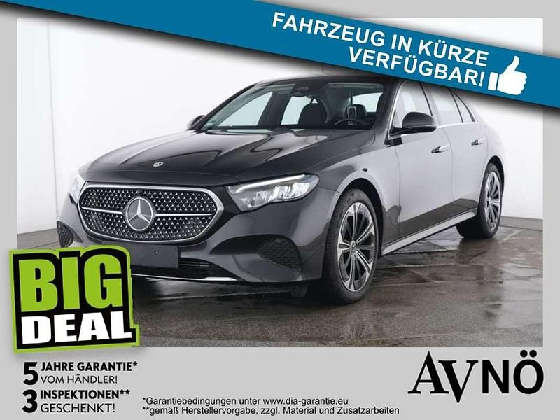Grau Gebraucht 2024 Mercedes E300 Limousine | € 55.550 (Superpreis) - Bild 1/4