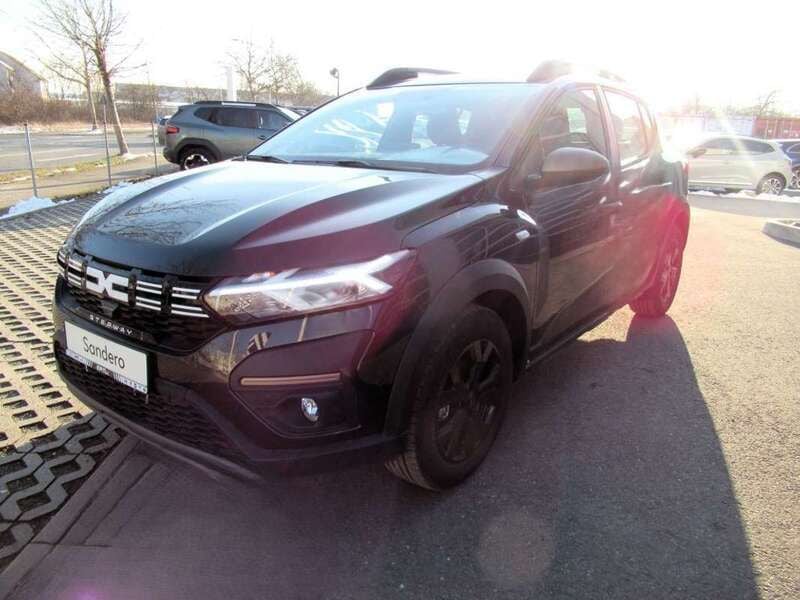 Schwarz Gebraucht 2024 Dacia Sandero Extreme Kleinwagen | € 19.890 (Guter Preis) - Bild 1/4