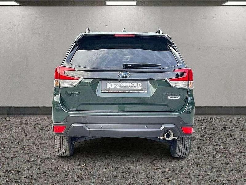 Gebraucht Subaru Forester 150 PS (110 kW) 2024 Grün SUV
