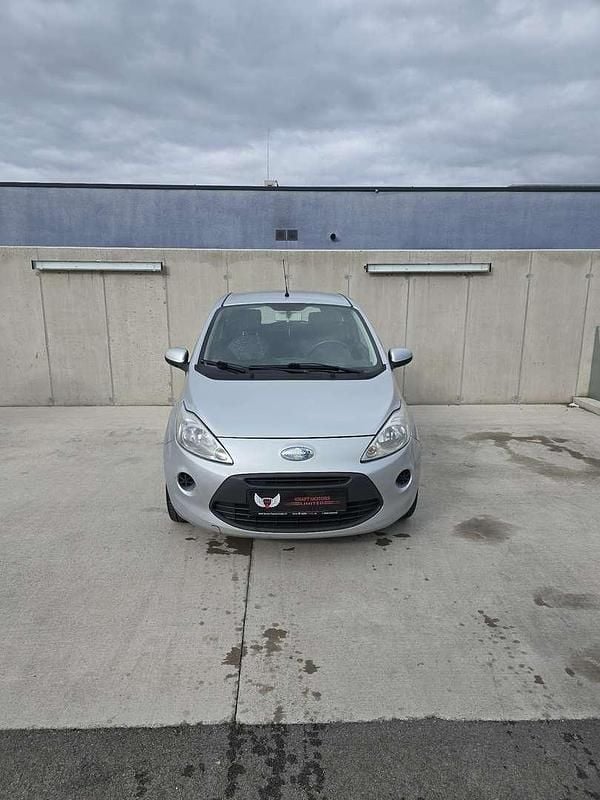 Gebraucht Ford Ka Ambiente 75 PS (55 kW) 2009 Silber Limousine