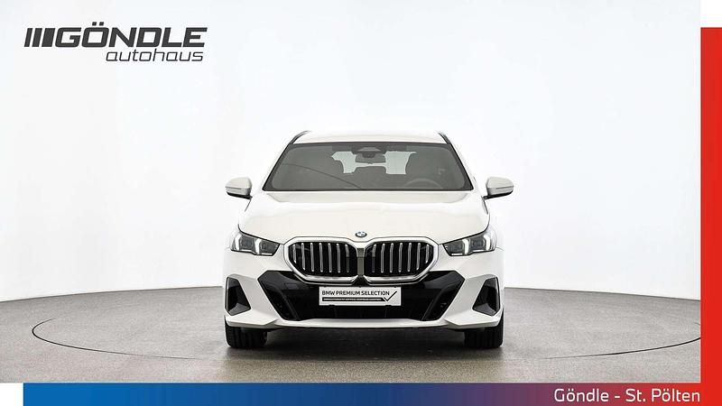Gebraucht BMW 520 Efficient Dynamics 197 PS (144 kW) 2024 Weiß Kombi