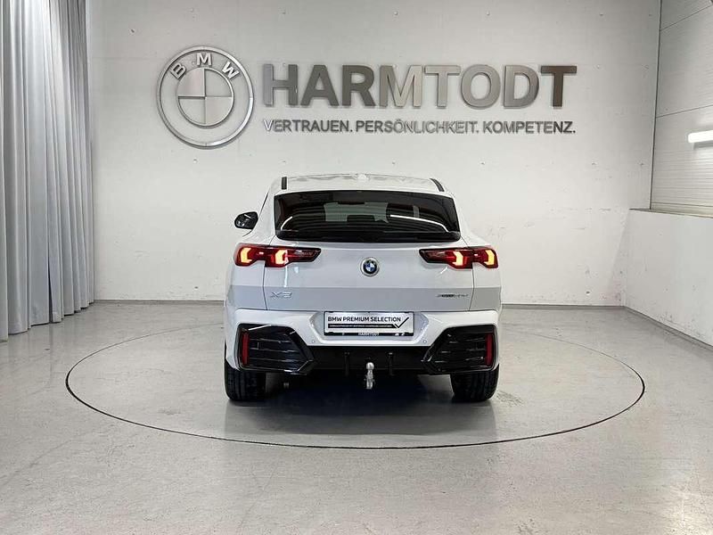 Gebraucht BMW X2 Efficient Dynamics 163 PS (119 kW) 2025 Alpinweiß SUV