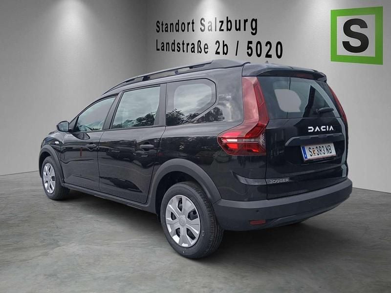 Gebraucht Dacia Jogger Essentiel 110 PS (80 kW) 2025 Schwarz Van / Kleinbus