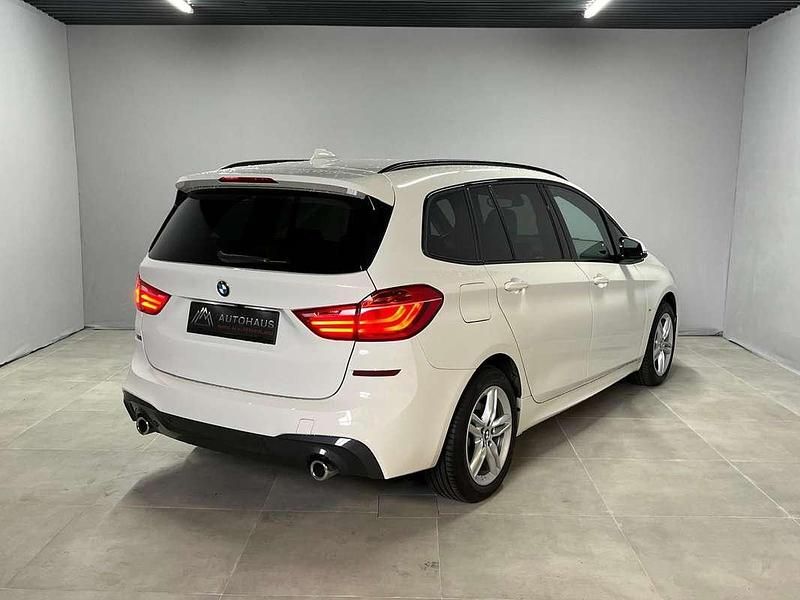 Gebraucht BMW 220 Gran Tourer M Sport 190 PS (139 kW) 2021 Weiß Van / Kleinbus