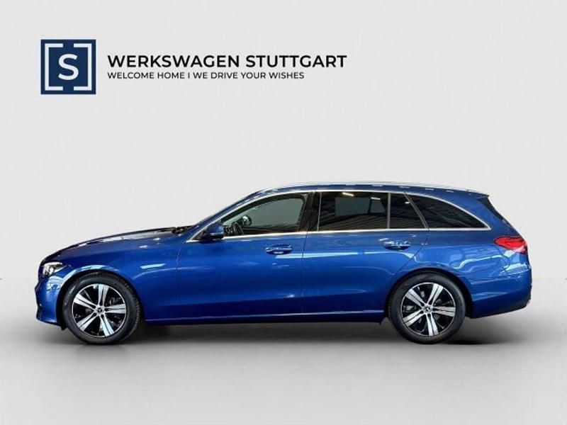 Gebraucht Mercedes C200 Avantgarde 204 PS (150 kW) 2023 Blau Kombi