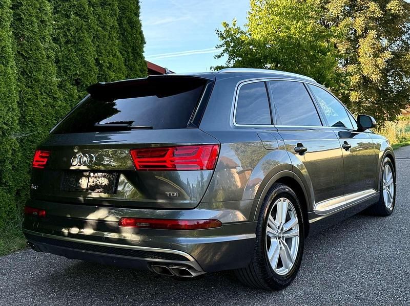 Gebraucht Audi SQ7 Sport 435 PS (319 kW) 2017 Grau SUV