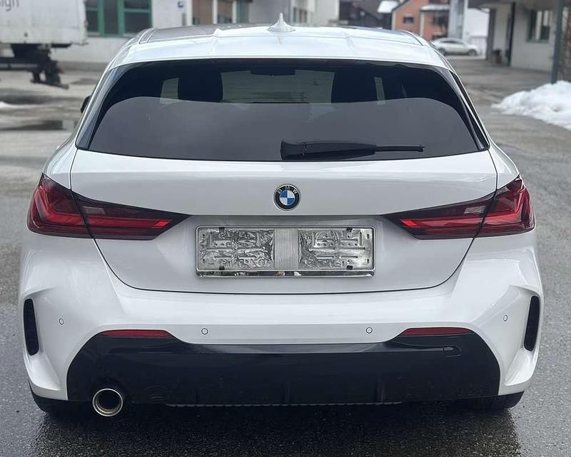 Gebraucht BMW 118 M Sport 140 PS (102 kW) 2020 Weiß Kleinwagen