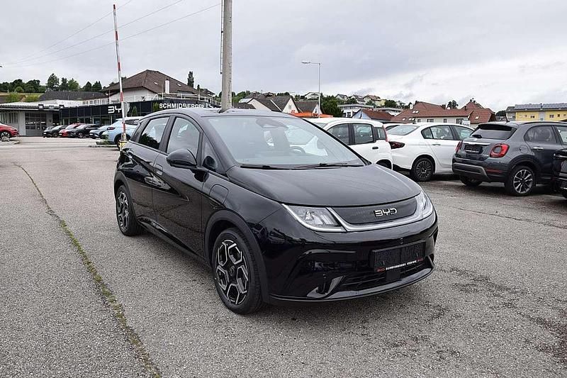 Gebraucht BYD Dolphin Comfort 150 kW (204 PS) 2025 Schwarz Kleinwagen