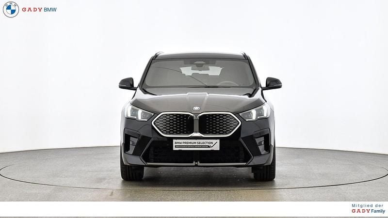 Gebraucht BMW iX2 Shadowline 150 kW (204 PS) 2025 Schwarz SUV